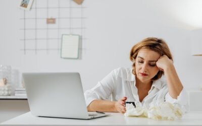 Krank arbeiten ist kein Heldentum. Es schadet doppelt.